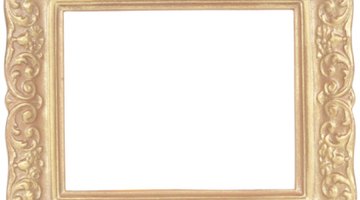 The style of the frame helps direct your arrangement.