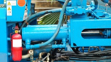 This hydraulic ram produces huge forces with relatively small pumps.